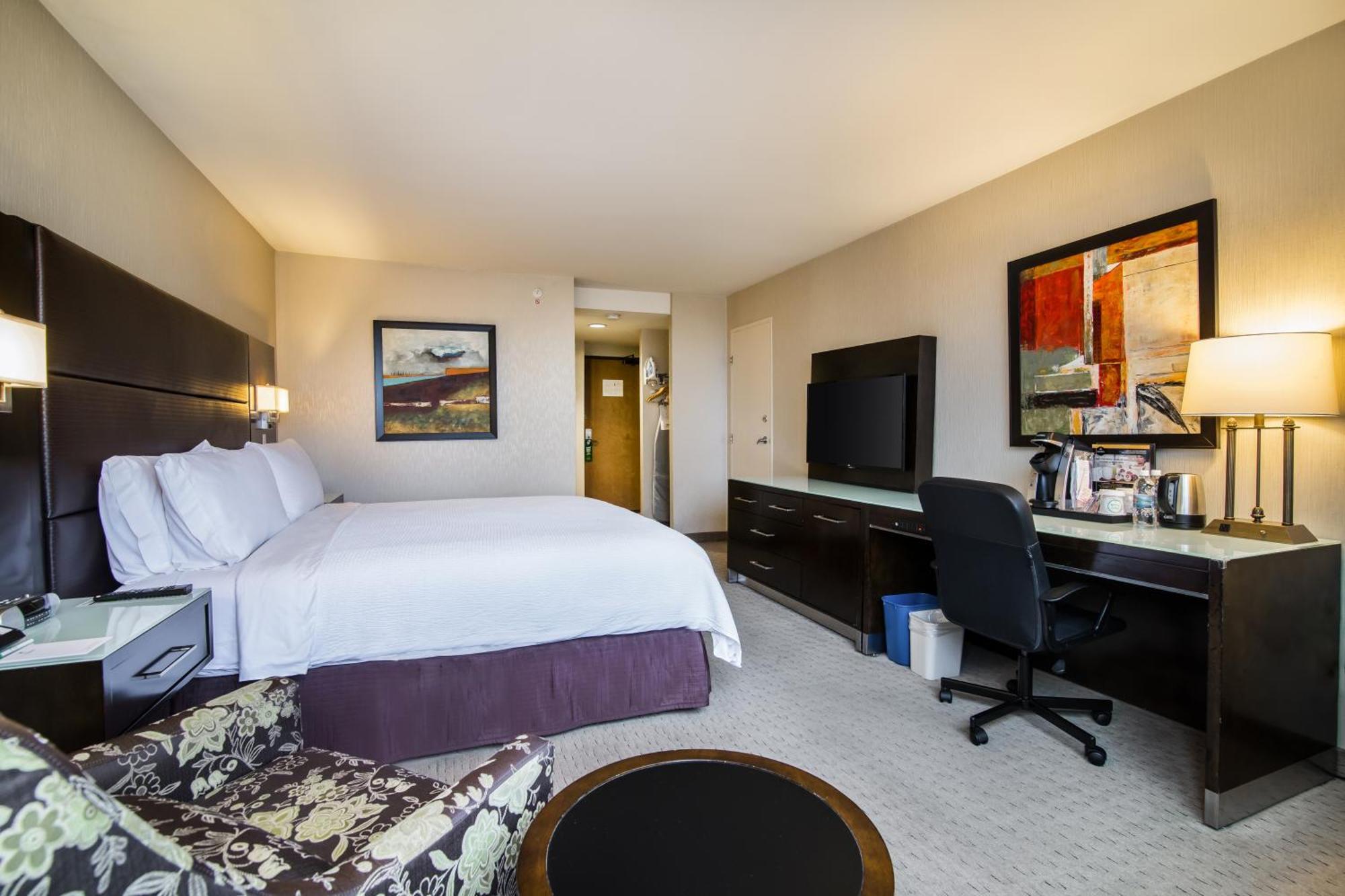 Holiday Inn Vancouver-Centre Broadway By Ihg Ngoại thất bức ảnh