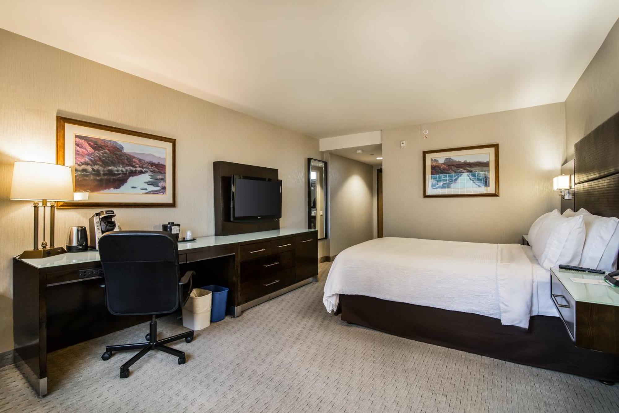 Holiday Inn Vancouver-Centre Broadway By Ihg Ngoại thất bức ảnh