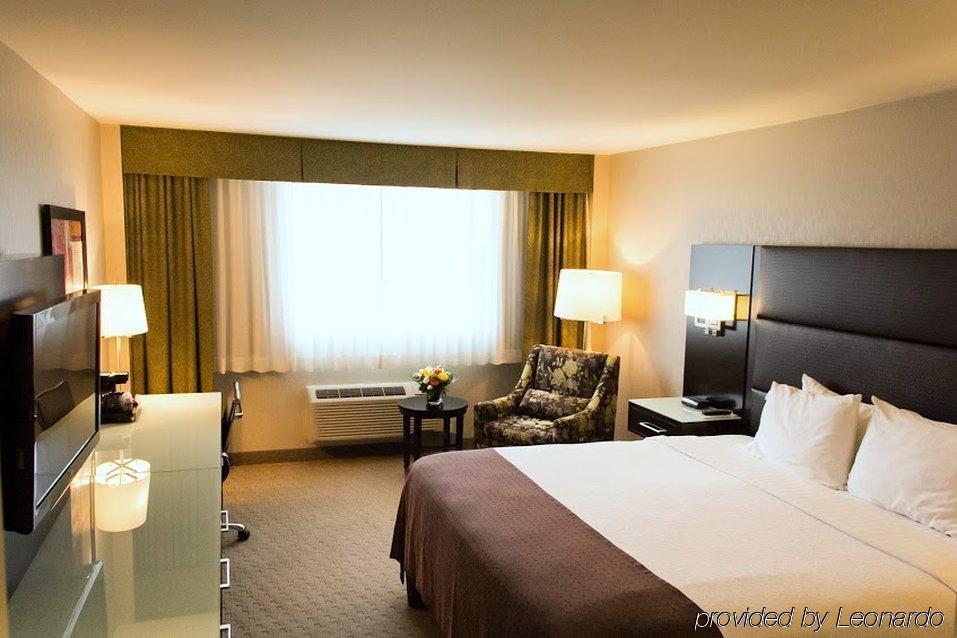 Holiday Inn Vancouver-Centre Broadway By Ihg Ngoại thất bức ảnh